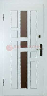 Белая стальная дверь с МДФ и декоративными вставками ДМ-62 в Кашире