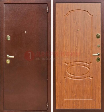 Коричневая стальная дверь с порошковым напылением ДП-137 в Кашире
