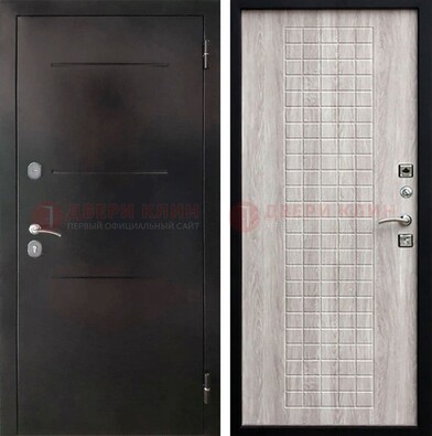 Черная железная дверь с порошковым покрытием и филенчатой МДФ ДП-221 в Кашире