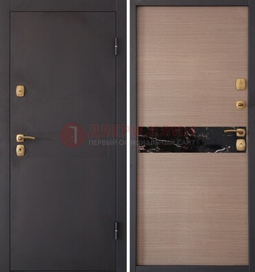 Коричневая металлическая дверь с порошковым окрасом ДП-82 в Кашире