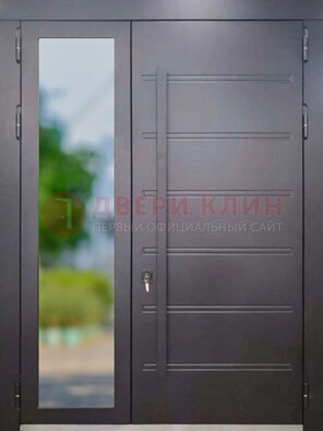 Чёрная двухстворчатая металлическая дверь со стеклом ДС-60 в Кашире