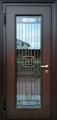 Железная дверь с большим стеклом и ковкой ДСК-187 в Твери