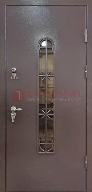 Металлическая дверь Порошок с небольшим стеклом и ковкой ДСК-282 в Электрогорске