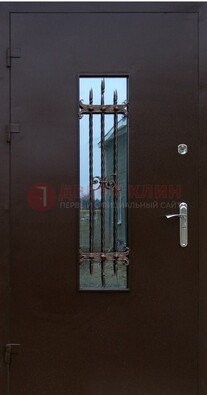 Надежная металлическая дверь со стеклом и ковкой ДСК-47 в Кашире