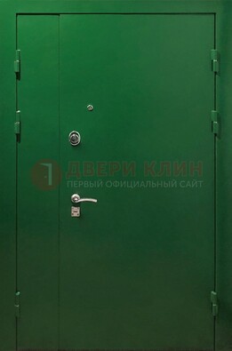 Зеленая распашная тамбурная дверь Порошок ДТМ-47 в Кашире