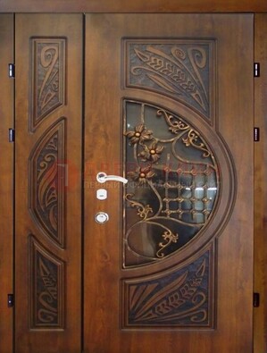 Металлическая дверь с виноритом и резной панелью внутри ДВТ-70 в Нижнем Новгороде
